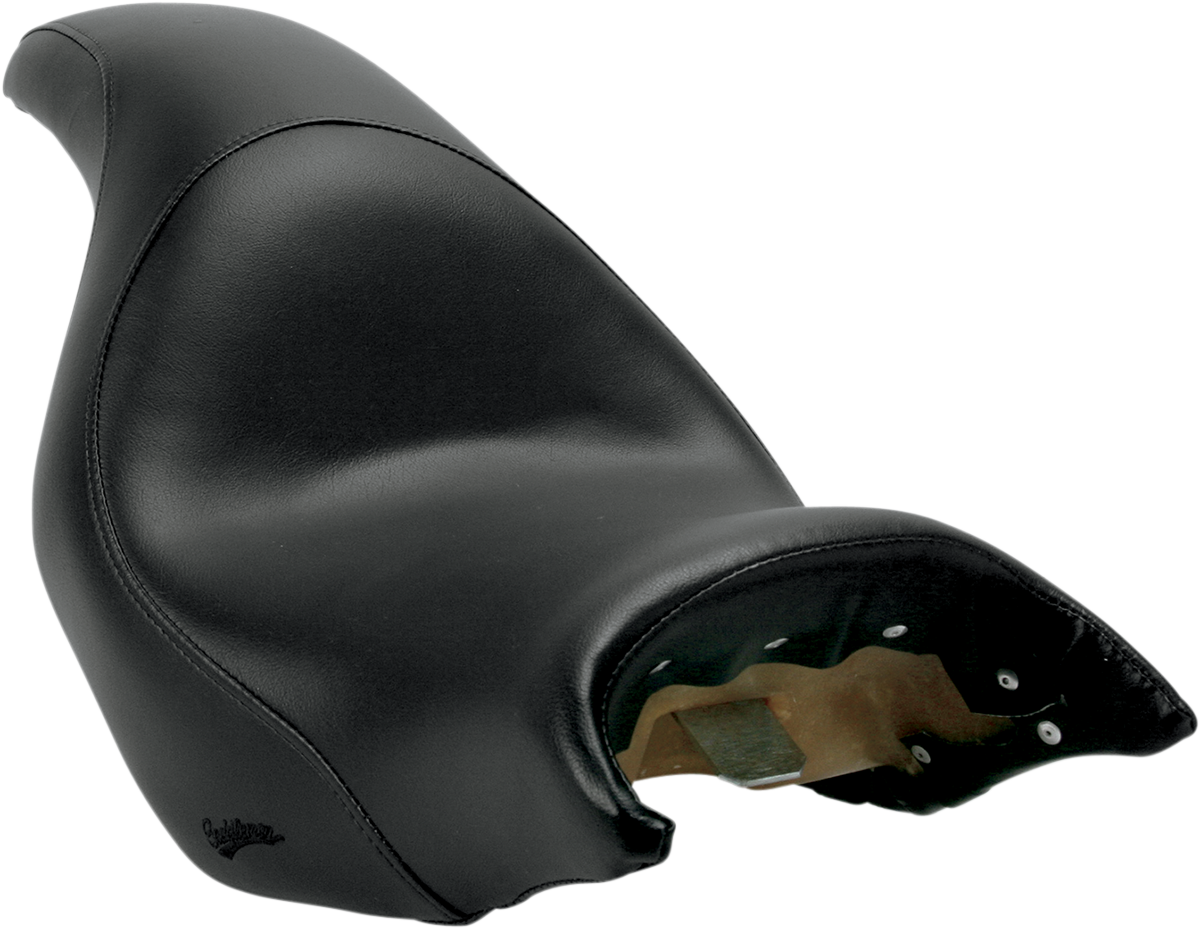 Black Saddlemens Profiler seat for VTX1800C motorcycle, smooth design, durable seat replacement for enhanced riding comfort.