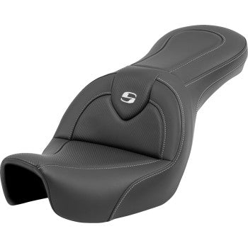 Bill's Exhausts SADDLEMEN Roadsofa™ carbon fiber motorcycle seat without backrest for FXD 2006-2017, lightweight and sleek design.