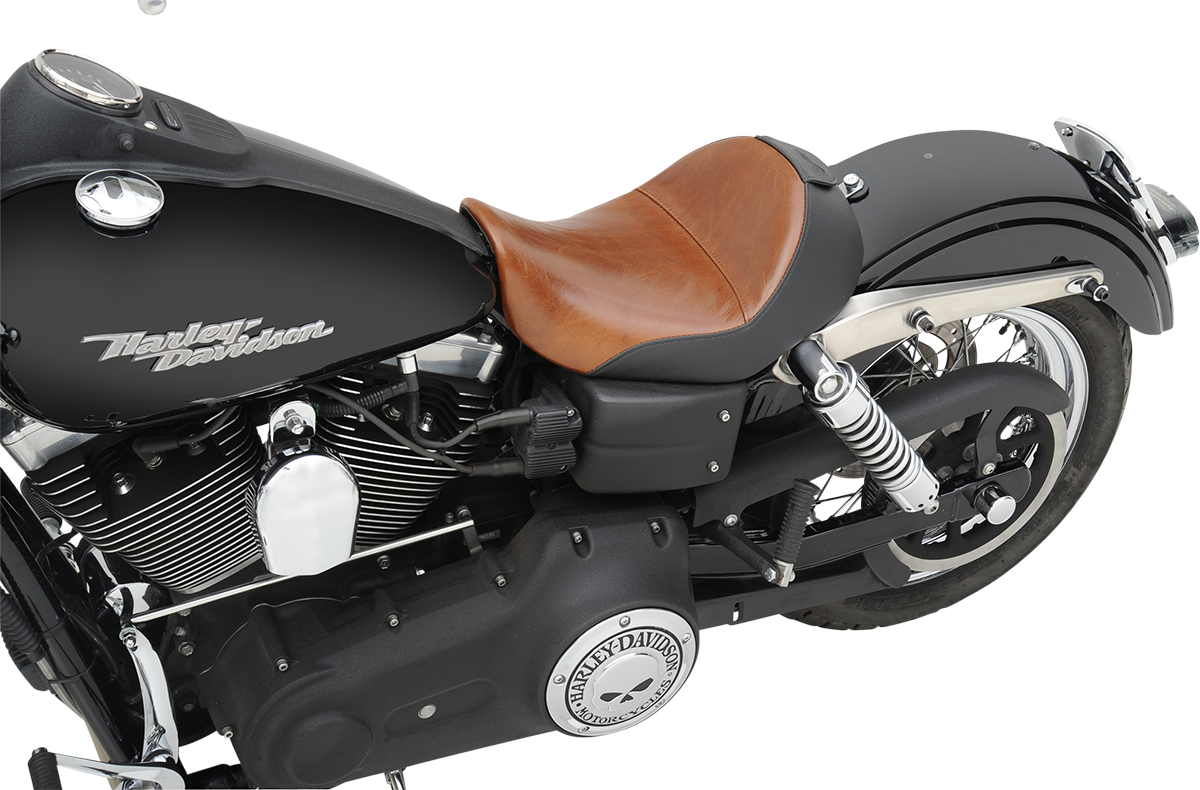 SADDLEMEN Renegade Lariat Solo motorcycle seat in smooth brown leather for Dyna models, by Bill's Exhausts.