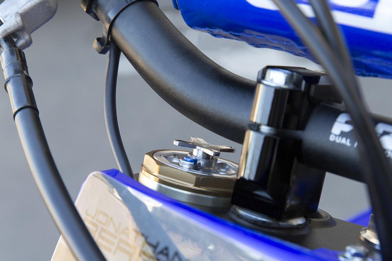 Compression Adjuster, KYB AOS Stark Varg - Howling Moto