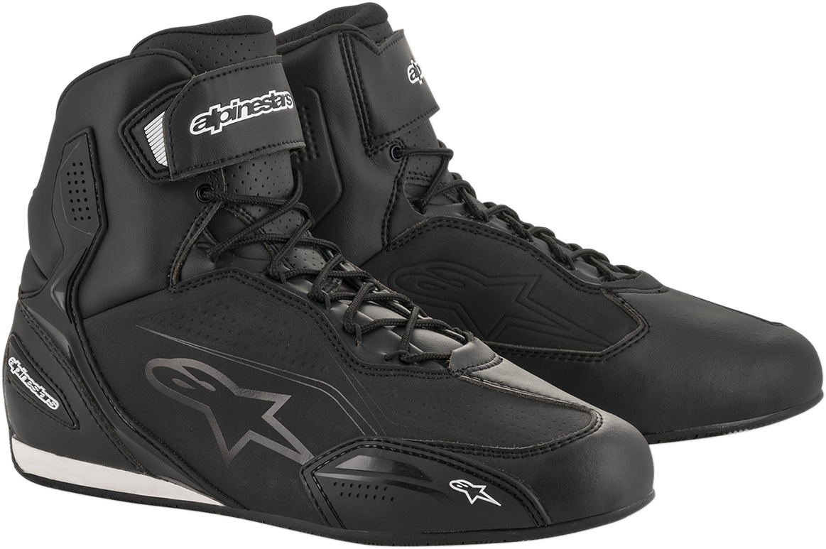 Black Alpinestars Faster-3 shoes in US size 7 with sleek design, featuring durable construction and athletic style.