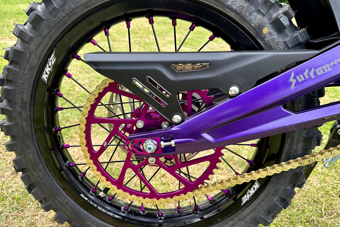 KKE Axle Chain Adjuster Blocks Fit SURRON Light Bee-X, E-Ride Pro SS, Talaria MX3/MX4 (Collecctive) - Howling Moto