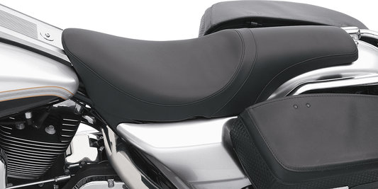 DRAG SPECIALTIES Predator Seat for Harley FLHR '94-'96, smooth black motorcycle seat with sleek design and comfortable padding.