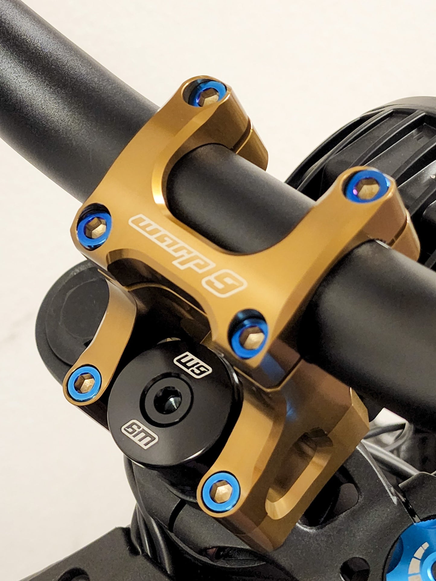 Warp 9 Surron Light Bee/Talaria Sting Bar Mount Titanium Bolt Kit - Howling Moto