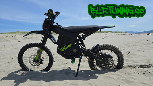 FOOT PEGS FOR RAWRR MANTIS X AND MANTIS X PRO BILLET ALUMINUM WITH STAINLESS STEEL TEETH BY BLR TUNING - Howling Moto