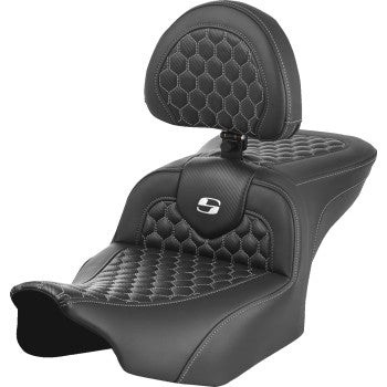 Bill's Exhausts SADDLEMEN Roadsofa™ seat with backrest, honeycomb design, white stitching for FLTR/FLHX 2023-2024 motorcycles.