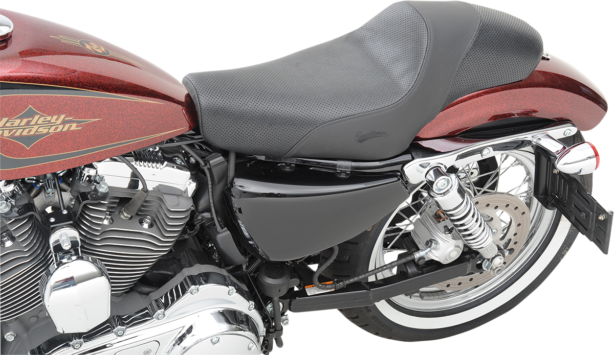 Bill's Exhausts Saddlemen Americano Smooth Seat XLC 807-03-0924 for motorcycle, featuring a sleek, padded leather design.