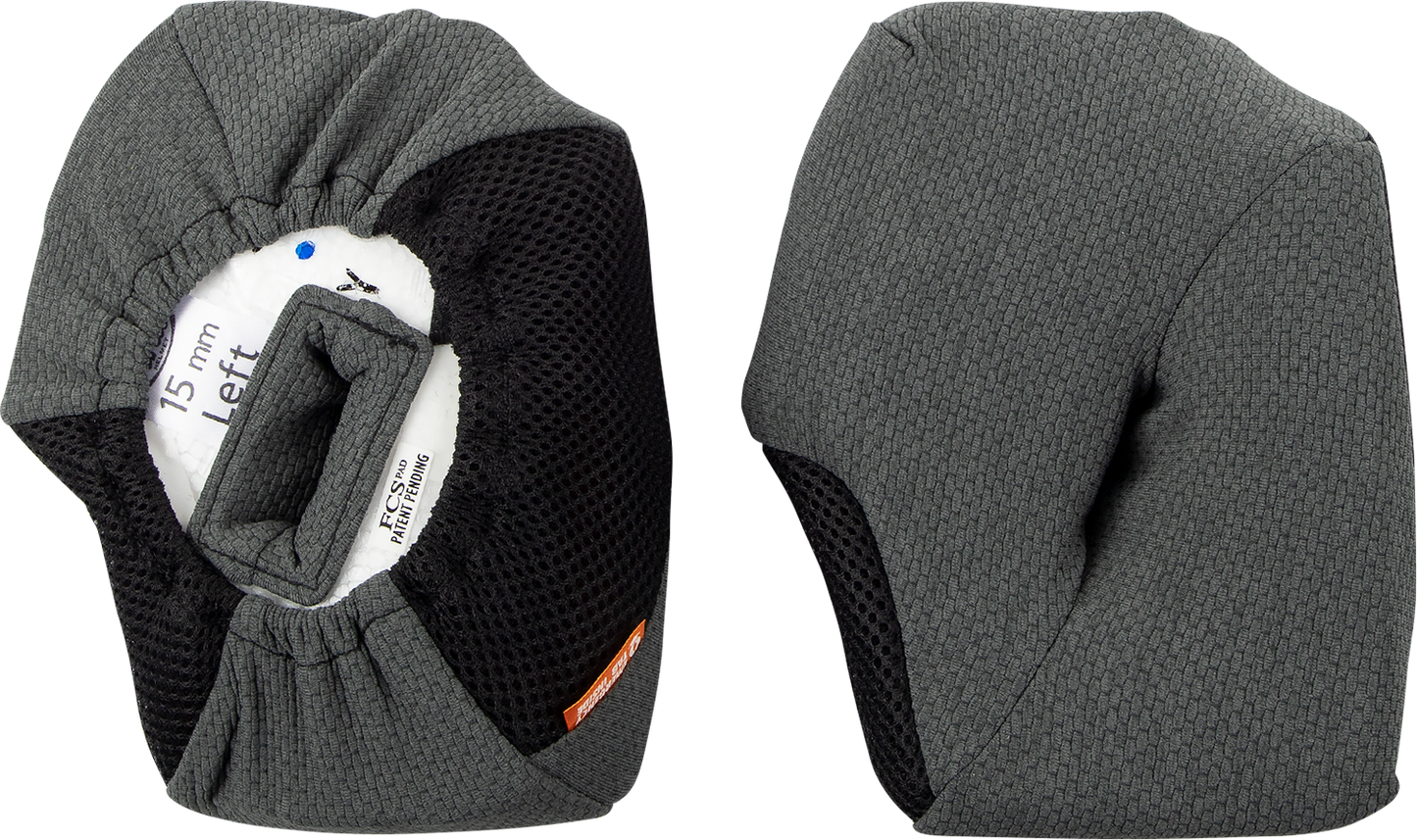ARAÍ Helmets XD-4 cheek pads with FCS® system, 15 mm, designed for motorcycle helmet comfort and fit.