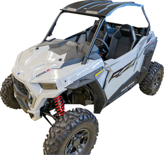 Durable Moose Offroad UTV roof made of one-piece polyethylene with UV stabilizers, designed for off-road utility vehicles.