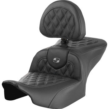 Gray SADDLEMEN RoadSofa™ motorcycle seat with backrest, lattice stitch detail, designed for FLTR/FLHX 2023-2024 models.