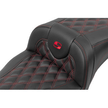 SADDLEMEN Roadsofa™ extended reach motorcycle seat with lattice stitch and red stitching for FLTR/FLHX 2023-2024, without backrest.