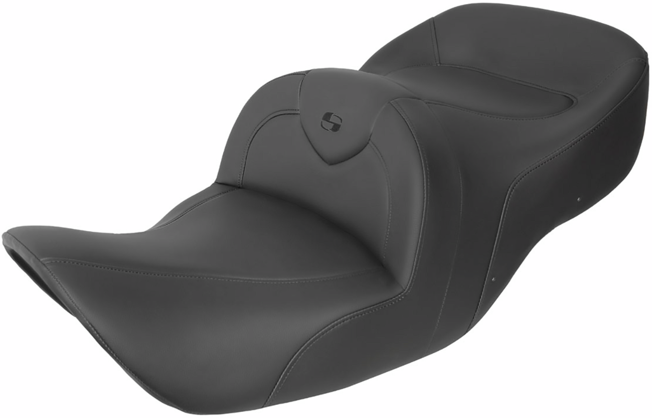 Black Saddlemens RoadSofa seat without backrest for Honda Gold Wing GL1800 2001-2010, featuring black stitching and contoured design.