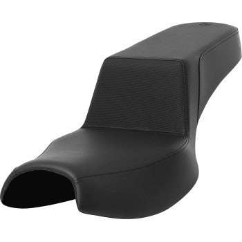 Bill's Exhausts SADDLEMEN Step-Up Seat with gripper for Challenger 2020-2024, extended reach motorcycle seat featuring durable design.