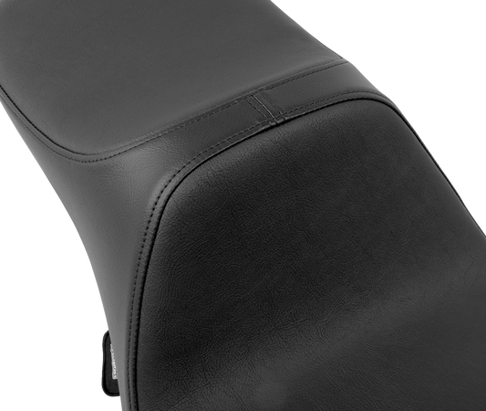 Black Predator III Extended Reach Double Diamond Seat for FLH/FLT Harley-Davidson by Drag Specialties, part #4687B.