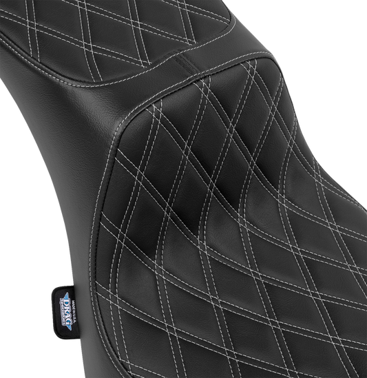 Performance Predator 2-up seat with vinyl cover for Harley FL models 2000-2017 from Drag Specialties Seats.