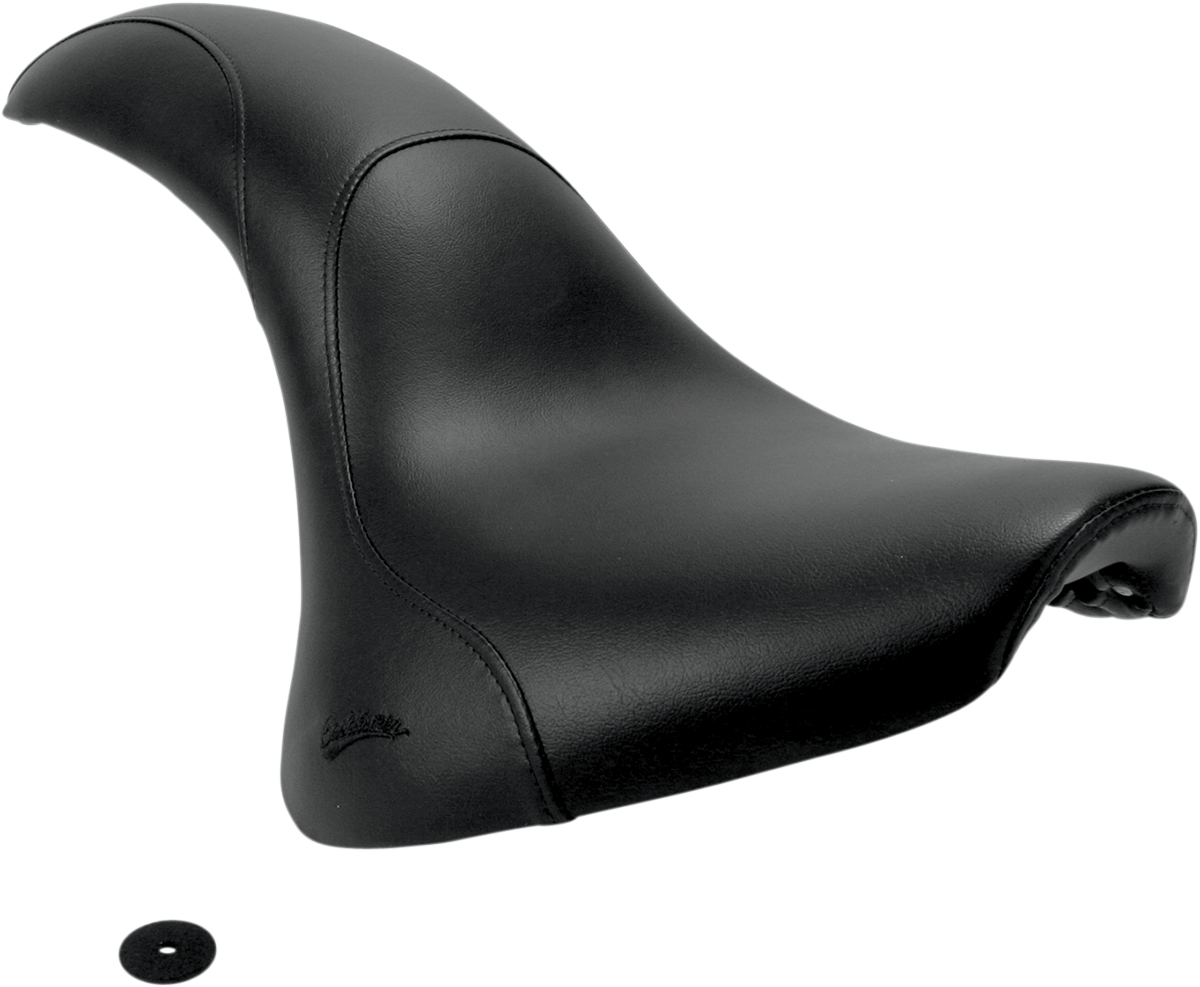 Black SADDLEMEN Profiler motorcycle seat for XVS1100, smooth design, durable seat with ergonomic shape for comfortable riding.