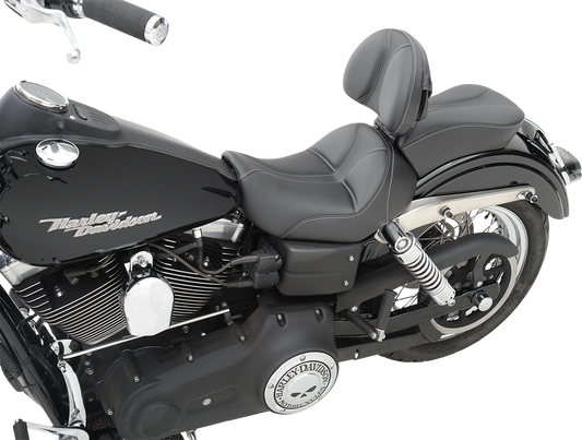 Black SADDLEMEN Dominator Solo Seat with gray stitching for FL/FX motorcycles 2006-2017, designed for comfort and style.