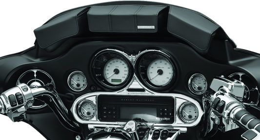 Kuryakyn Batwing fairing pouch bag for Harley Davidson Electra Glide and Ultra Classic motorcycles, mounted on fairing.
