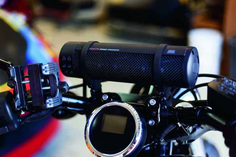Kuryakyn Tech-Connect bar mount for 7/8 to 1-1/4 inch bars, fits 1-5/8 to 3-5/8 inch wide motorcycle handlebars