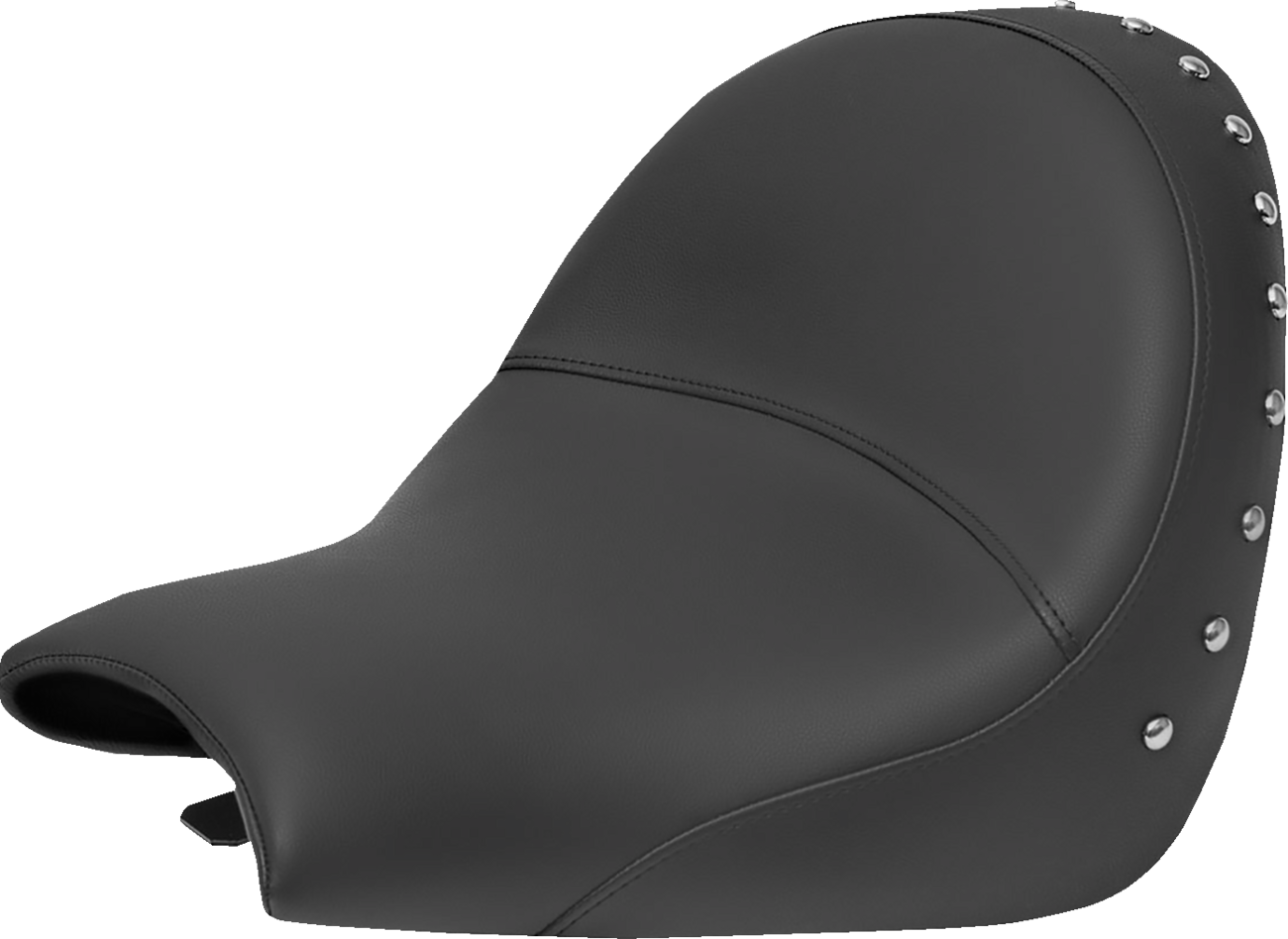 Studded SADDLEMEN Solo Seat for VTX1300R/S motorcycle, featuring a comfortable design and durable construction.
