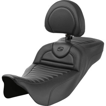 SADDLEMEN Roadsofa™ extended reach motorcycle seat with backrest, tuck-n-roll design, carbon fiber finish on a bike.