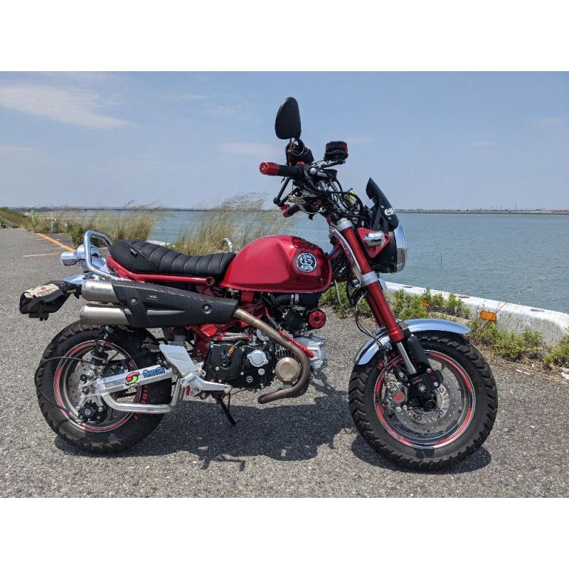 G-Craft Custom Seat Stepped Tuck Roll - Howling Moto