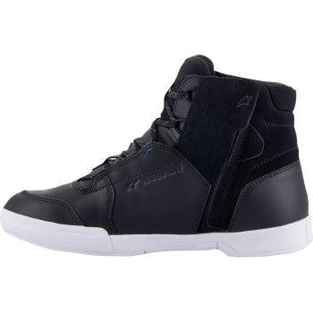 Alpinestars Chrome waterproof shoes in black and white, US size 7, with sleek design and sturdy sole.
