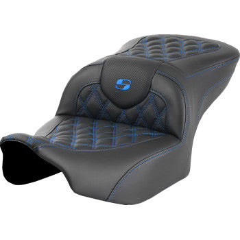 Blue SADDLEMEN Roadsofa™ motorcycle seat with lattice stitching for FLTR/FLHX 2023-2024, without backrest, by Bill's Exhausts.