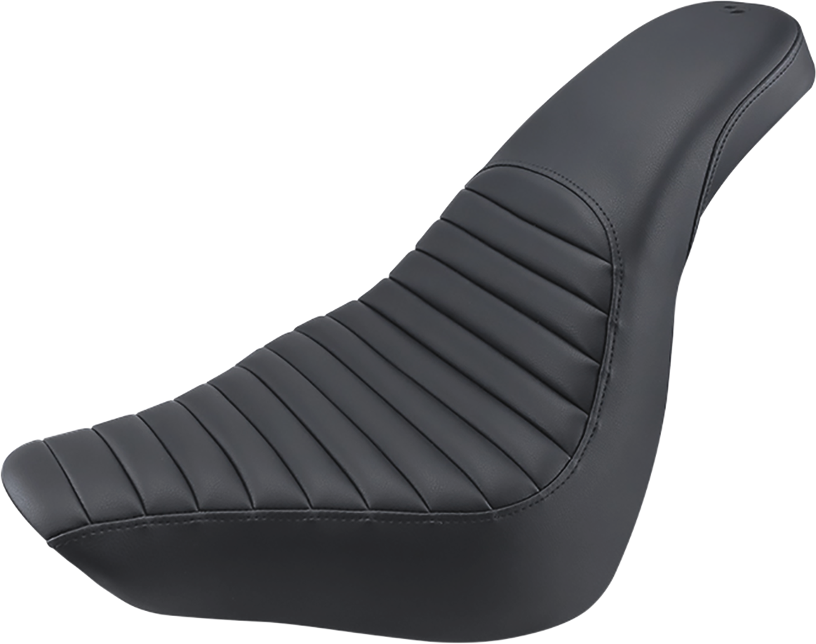 SADDLEMEN Profiler Seat Tuck and Roll style motorcycle seat in black with logo, designed for comfort and style.