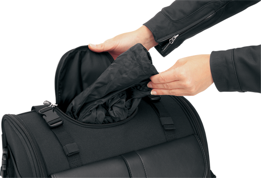 SADDLEMEN S3500 Deluxe Sissy Bar Bag on motorcycle seat, showcasing durable storage with sleek design for Sissy Bar bags.