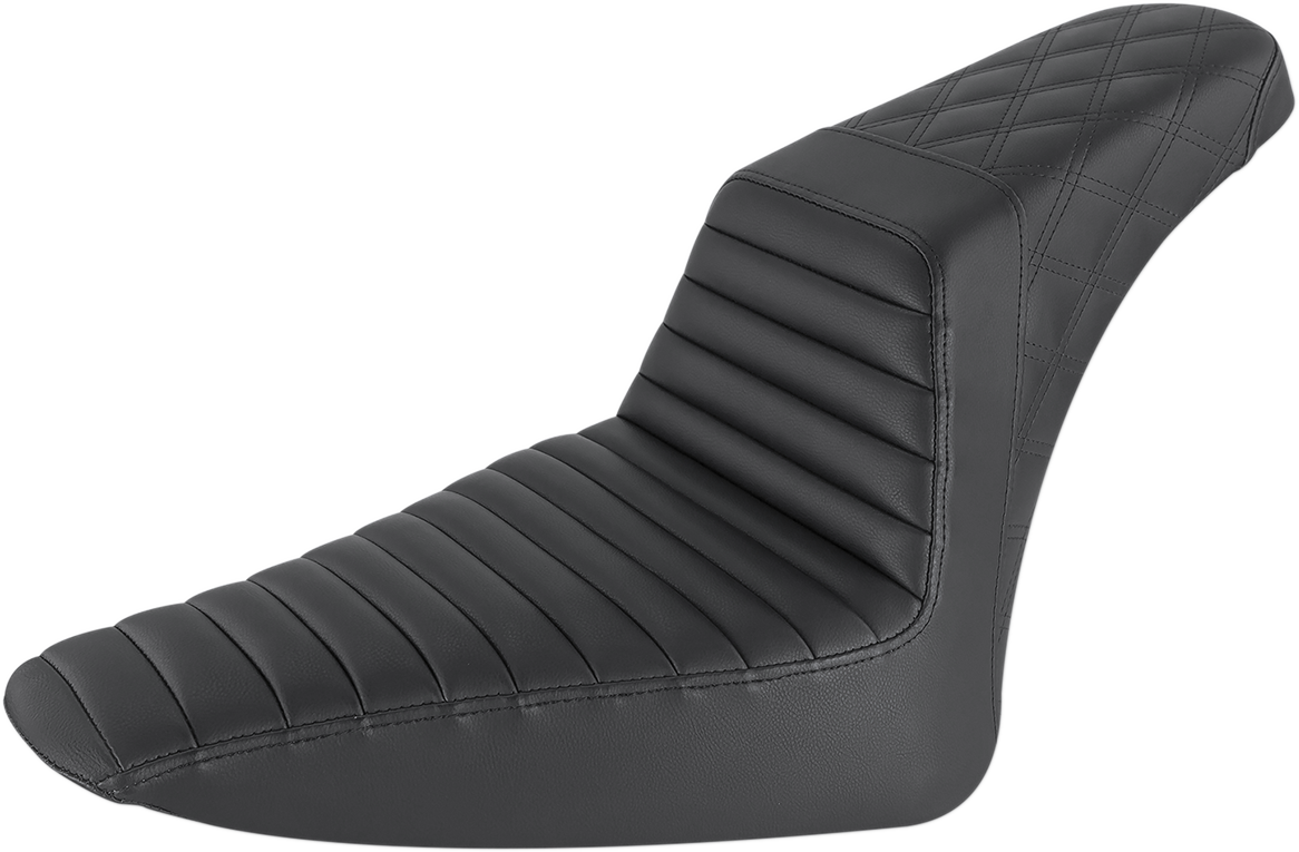 Black Saddlemens Step-Up Seat with front tuck-n-roll and rear lattice stitch, designed for motorcycle comfort and style.