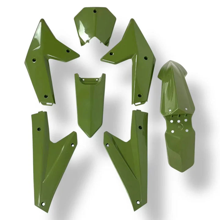 Army green plastic body set for ETM RTR by Electro & Co, featuring multiple fairings and body panels for remote control cars.