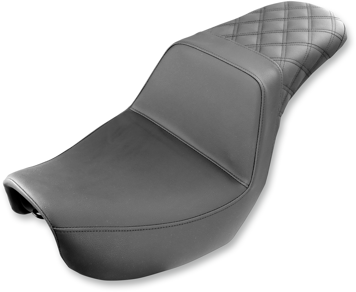 Black SADDLEMEN Step Up Seat with rear lattice stitching for Dyna motorcycles, designed by Bill's Exhausts.