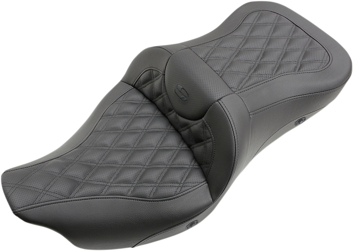 Black SADDLEMEN Roadsofa heated motorcycle seat with full lattice stitch, designed for 2009-2023 FLHTCUTG models, by Bill's Exhausts.