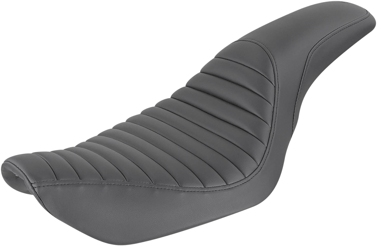 Black SADDLEMEN Profiler Tuck-n-Roll seat for FXD 1996-2003 Harley Davidson motorcycle, featuring a sleek seat design.