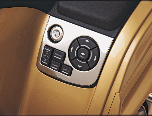 Bill's Exhausts Show Chrome right control panel accent for engine with chrome finish, part number 52-760.