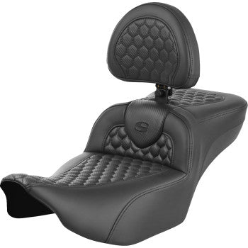 Bill's Exhausts SADDLEMEN Roadsofa™ extended reach motorcycle seat with backrest in honeycomb design for FLTR/FLHX 2023-2024