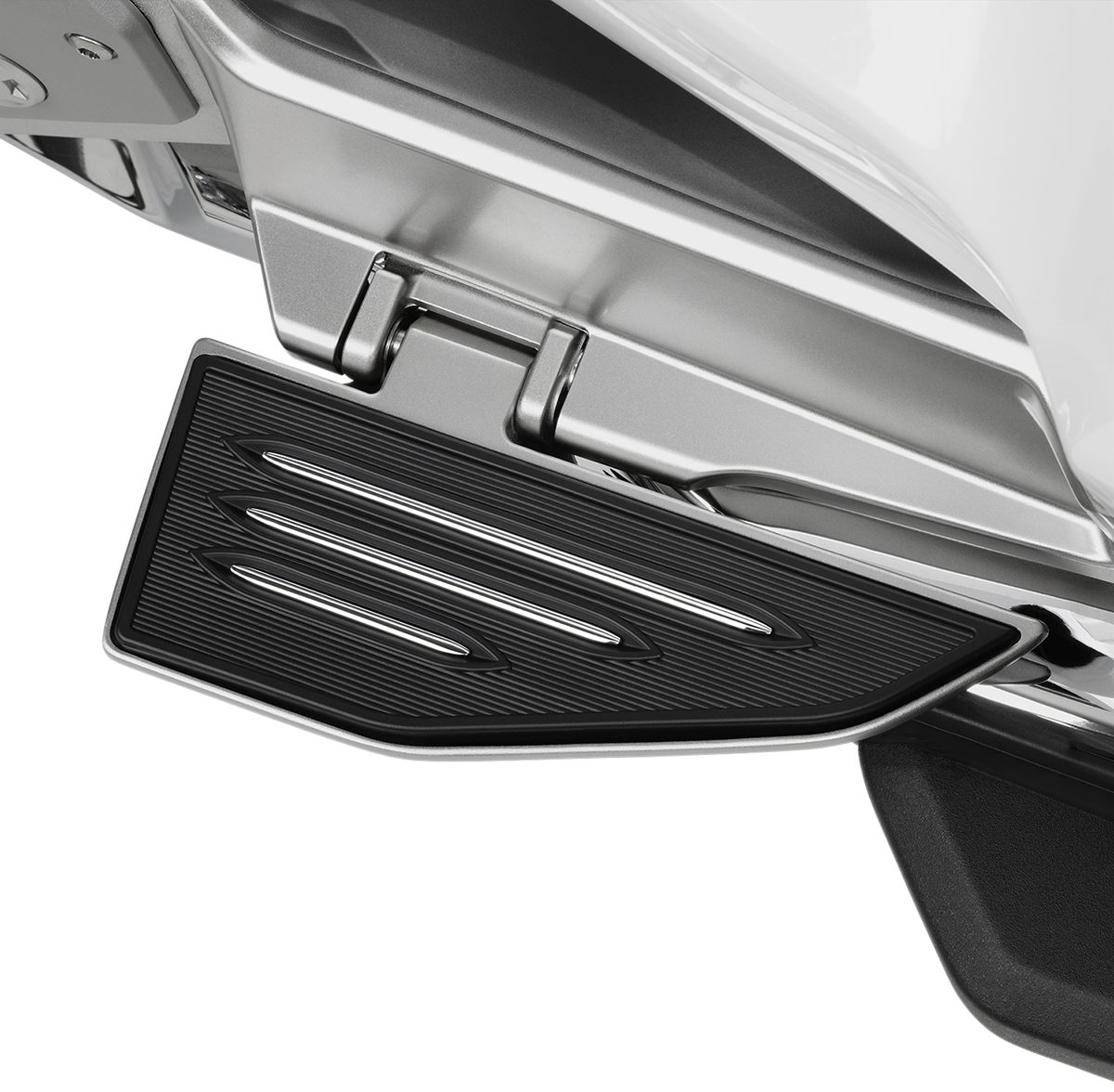 Bill's Exhausts SHOW CHROME passenger board inserts for GL18 engine, featuring chrome finish and detailed design.