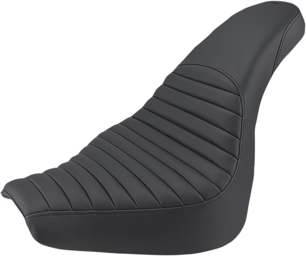 SADDLEMEN Profiler Seat Tuck and Roll style for FXBR/S motorcycle, featuring a cushioned, contoured design for comfort and style