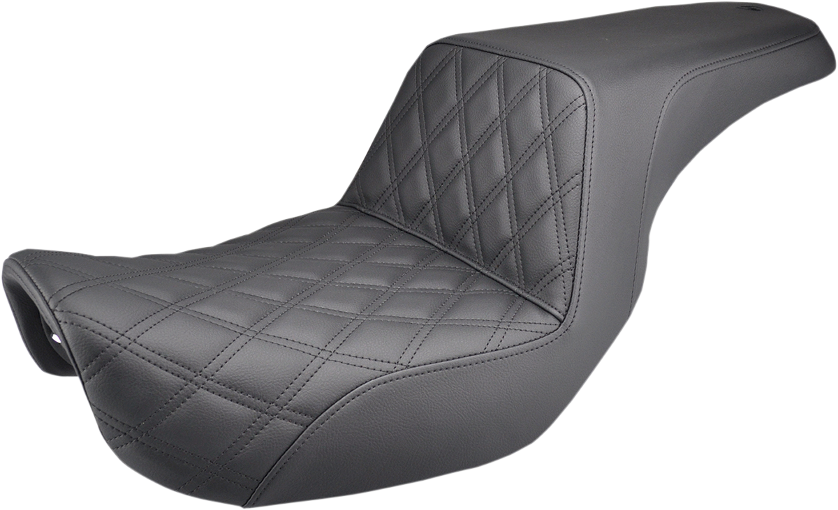 Black SADDLEMEN Step-Up Seat with front lattice stitch for Dyna motorcycles, featuring a sleek design and comfortable padding.