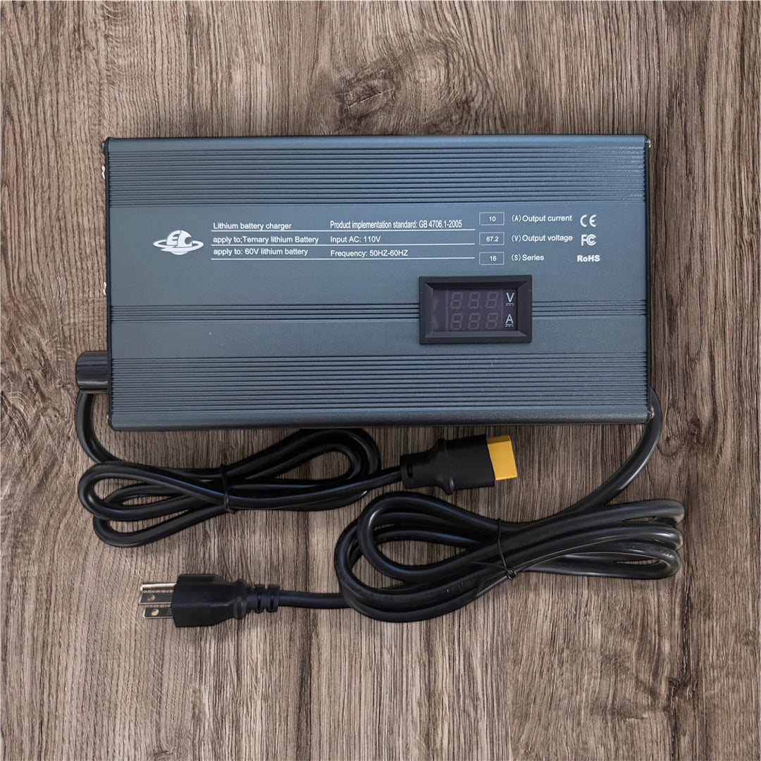 Electro & Co ETM RTR Lite 60V 10A fast battery charger with 67.2V output, XT90 and XT60 connectors shown in the image.