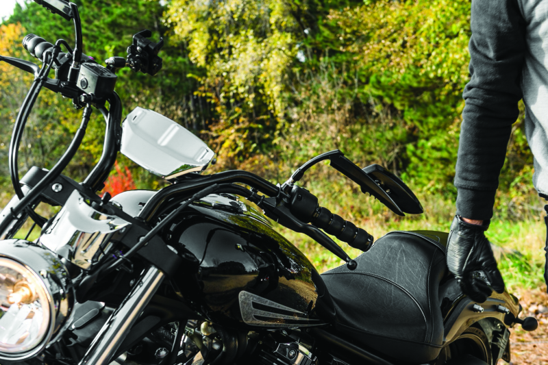 Kuryakyn ISO Grips for metric cruiser motorcycles in black, featuring comfortable, non-slip handles with vibration dampening.