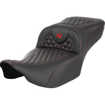 SADDLEMEN Roadsofa™ extended reach motorcycle seat without backrest in honeycomb red stitch for FLTR/FLHX 2023-2024.