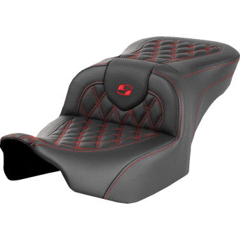 Bill's Exhausts SADDLEMEN Roadsofa™ motorcycle seat without backrest, red lattice stitch for FLTR/FLHX 2023-2024 models.