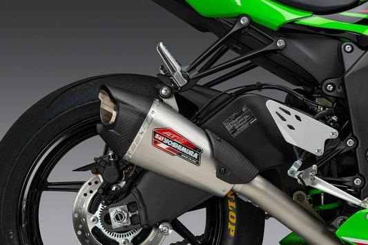 YOSHIMURA, Yoshimura Part 14642CP522 AT2 Street 3/4 Exhaust System with Carbon Fiber End Cap