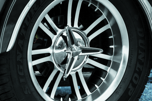 Kuryakyn, Kuryakyn Knock-Off Chrome Center Caps for Harley Davidson Trikes Part #1243