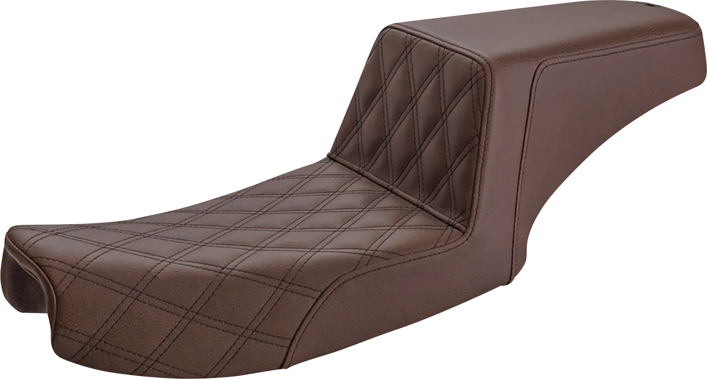 Brown Saddlemens Step-Up Seat with front lattice stitch for Dyna motorcycles, featuring detailed stitching and comfortable design.