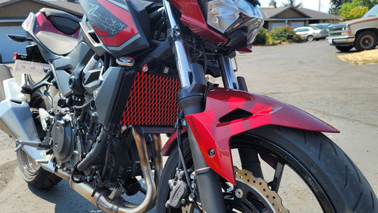 KAWASAKI Z400 & NINJA 400 Radiator Protective Grill - Howling Moto