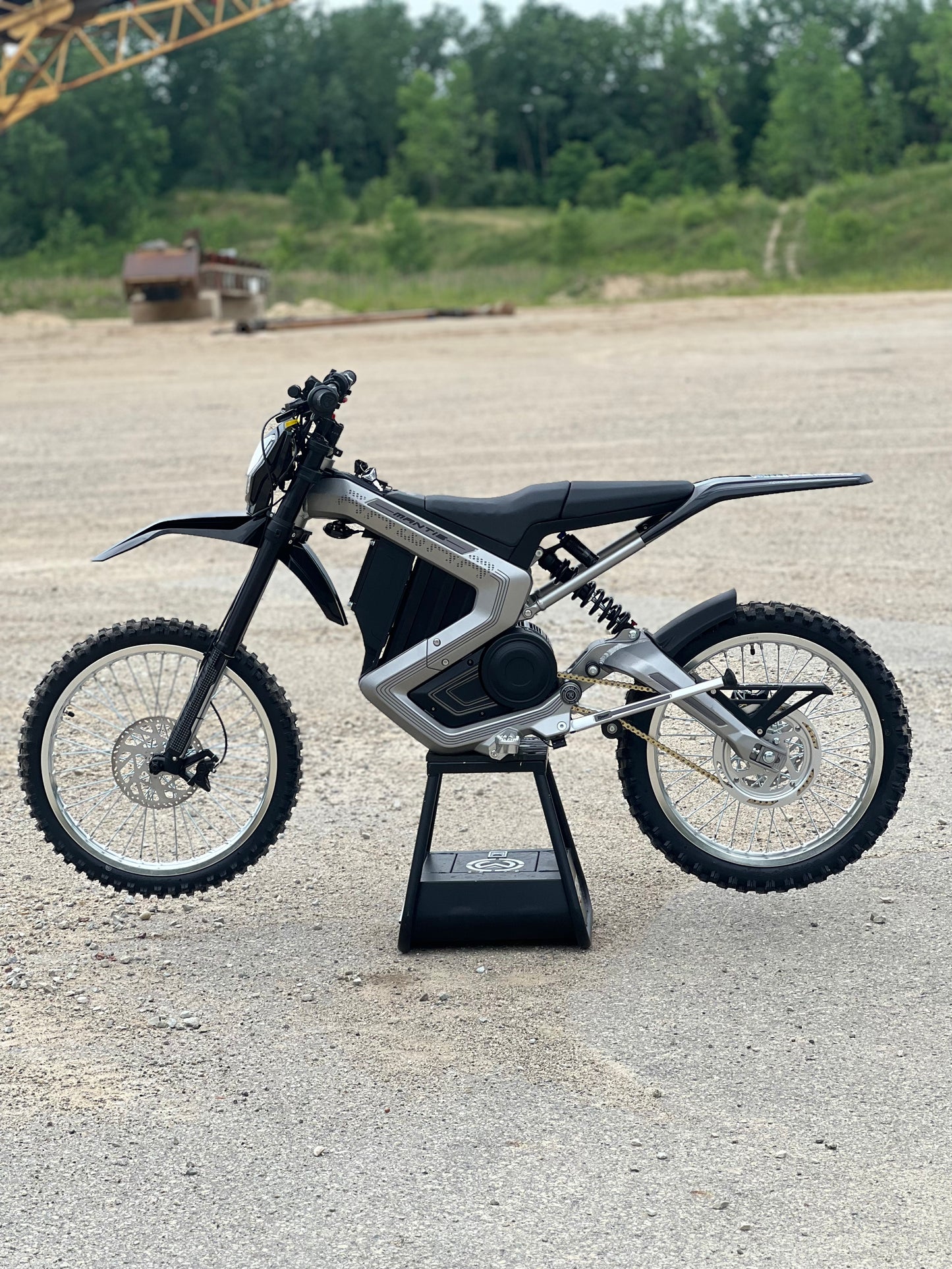 Rawrr Mantis Electric All-Terrain Bike