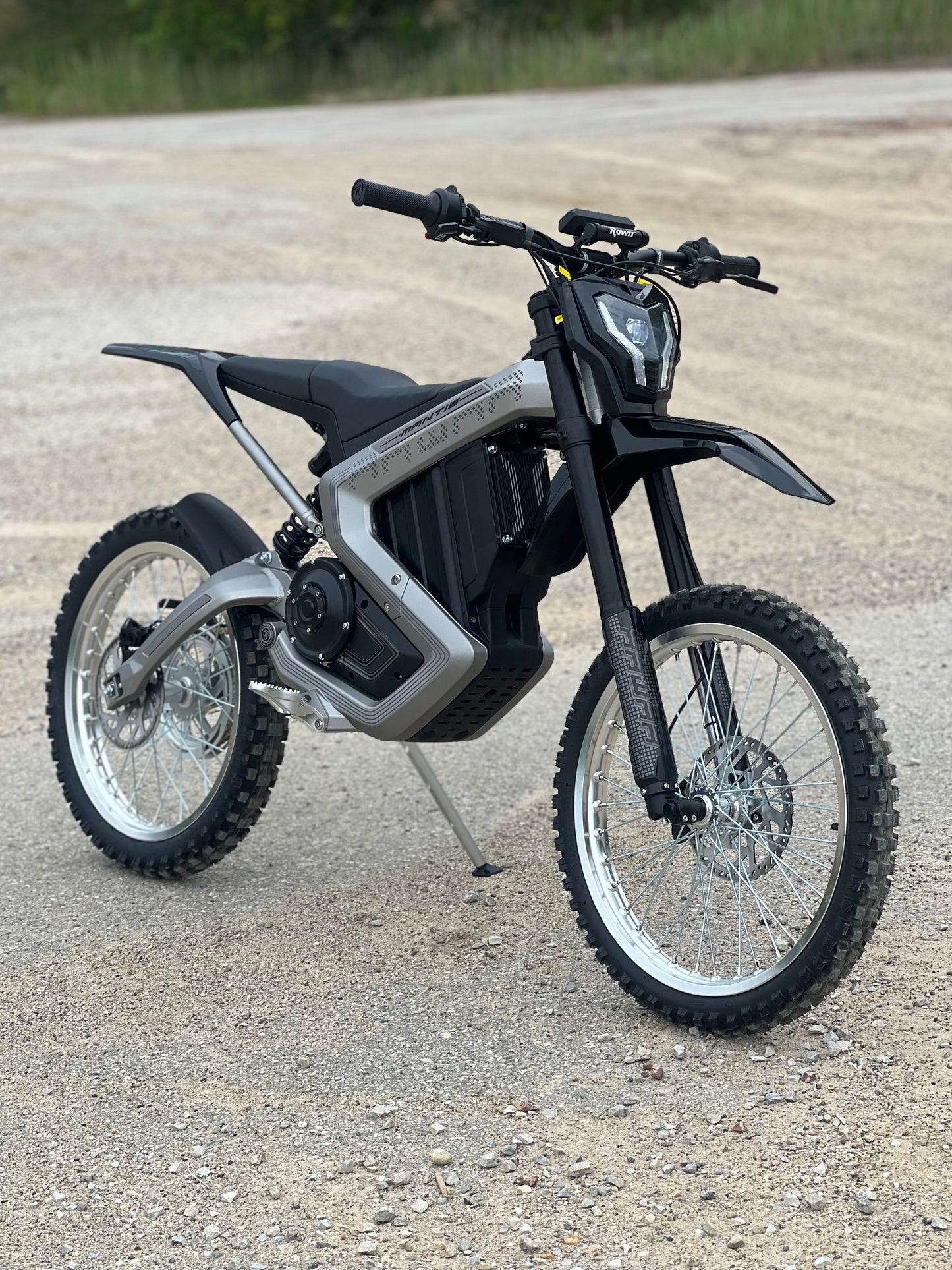 Rawrr Mantis Electric All-Terrain Bike